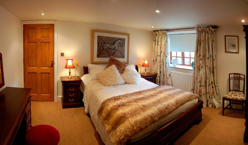 Отель The Hood Arms Kilve Номер фото